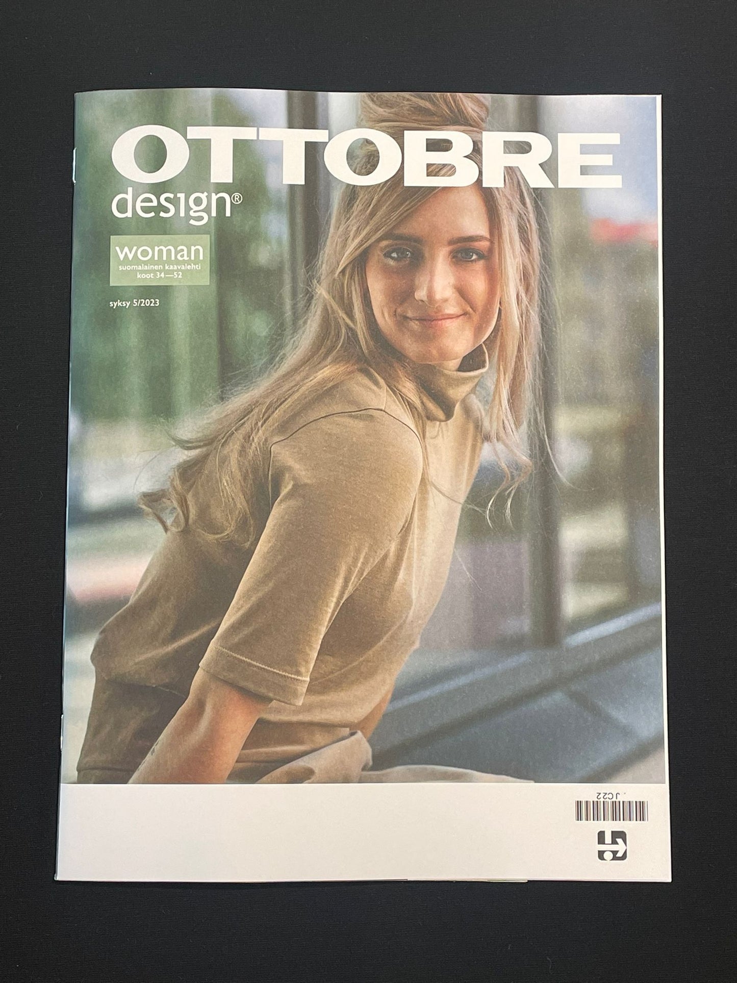 Ottobre, woman, syksy 5/2023