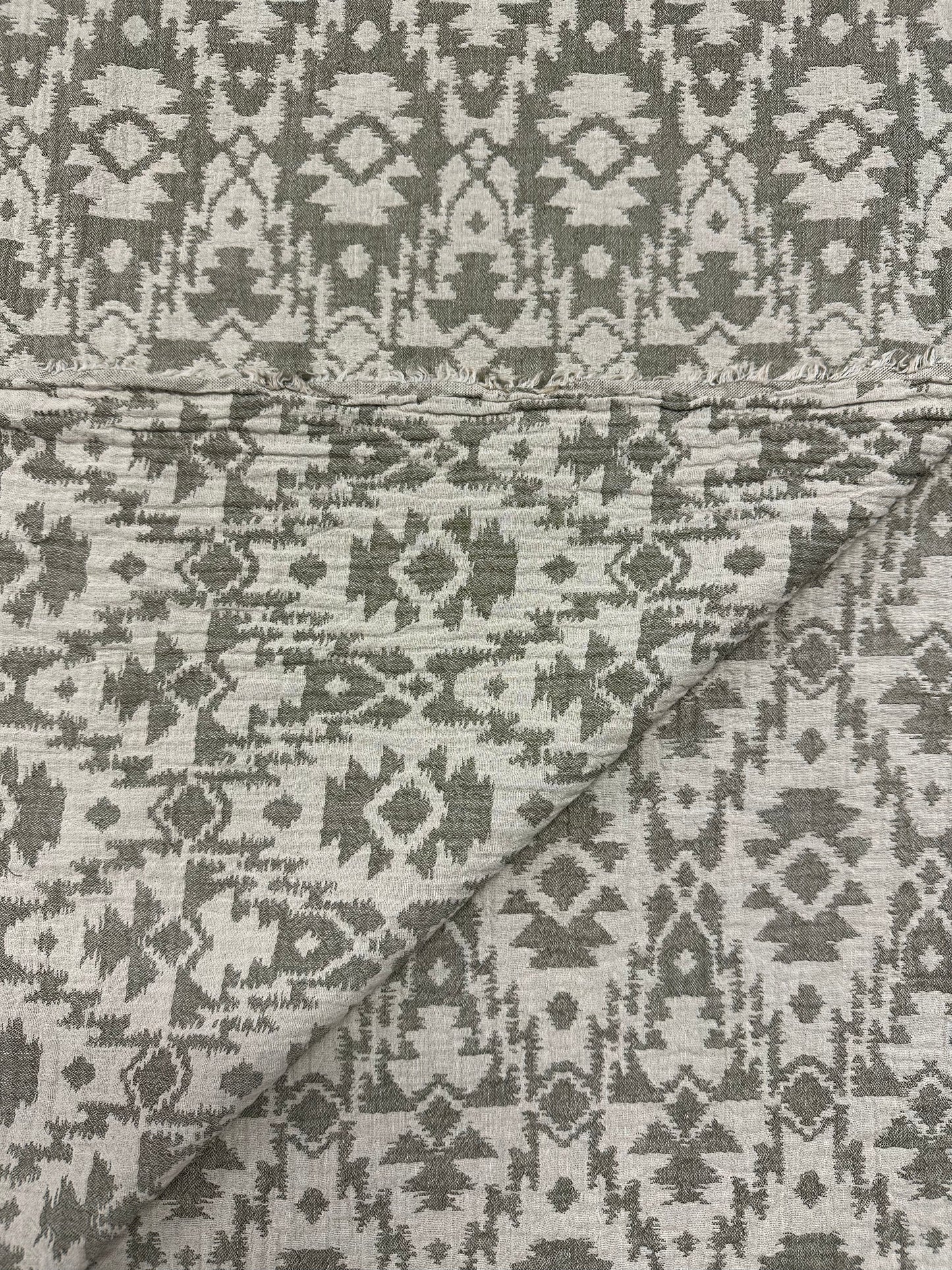 Double gauze jakardi, vihertävän-harmaa