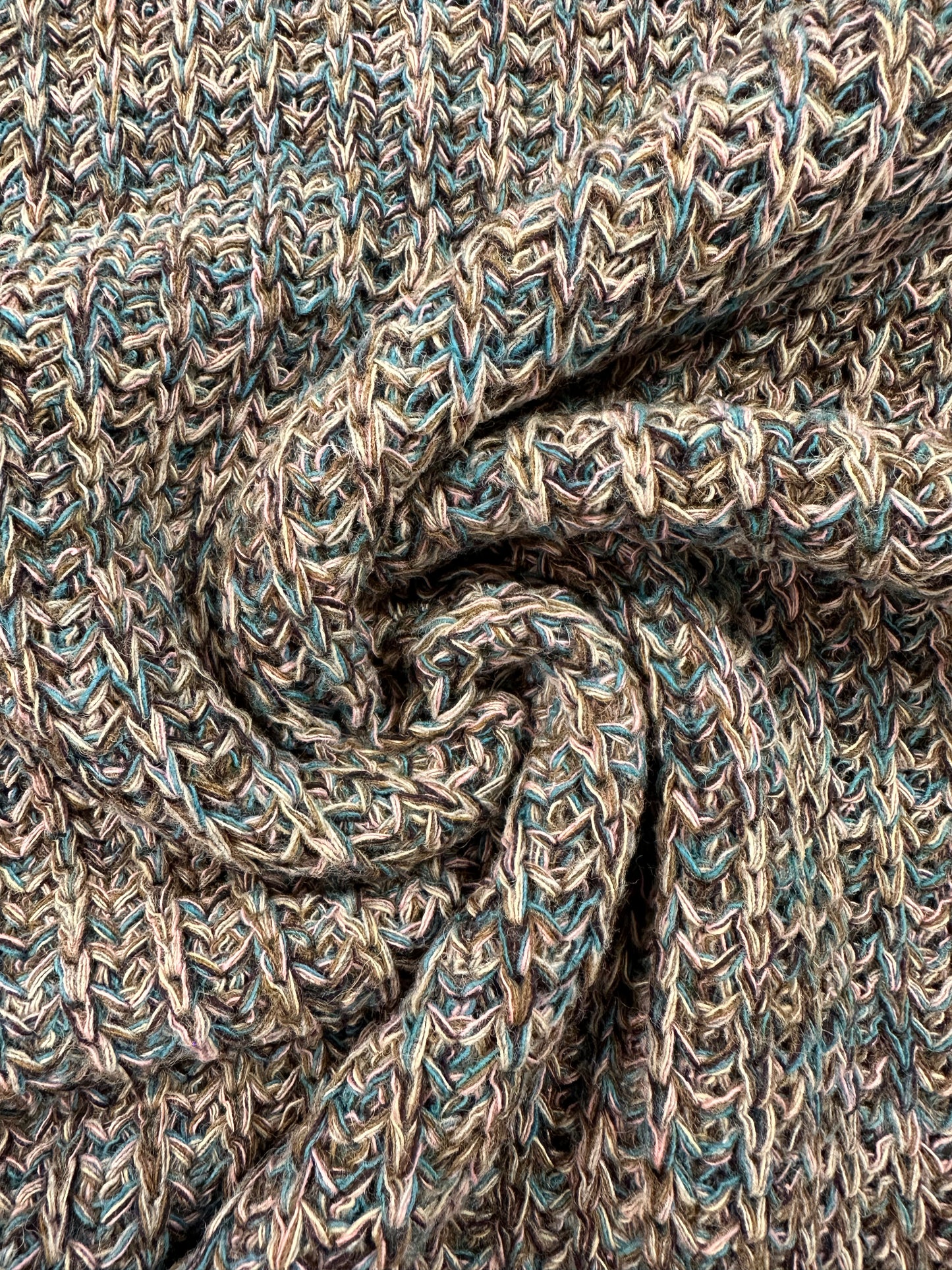 Melania, neulos, villasekoite