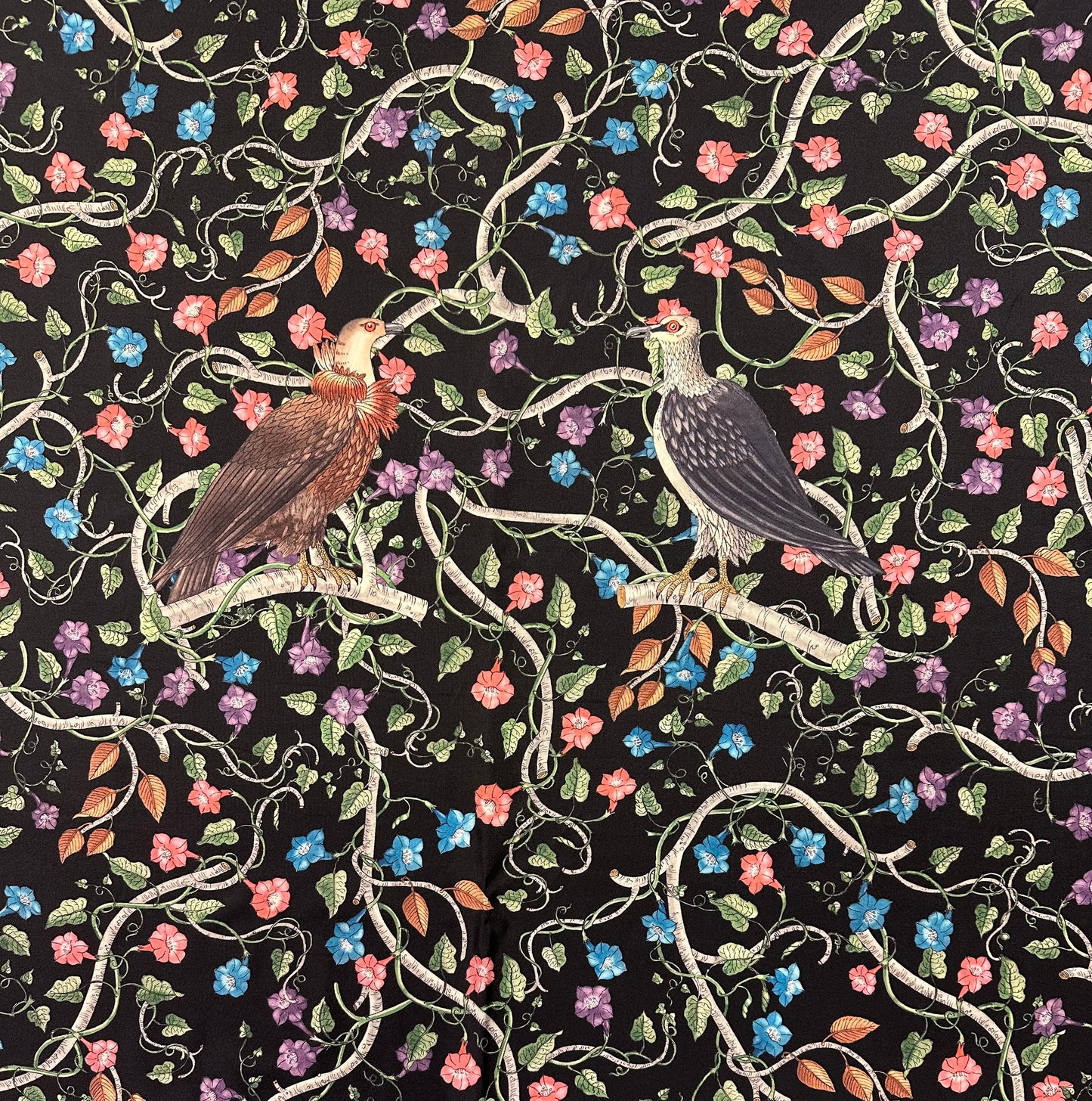 Gucci, tvillisilkki, Florals style