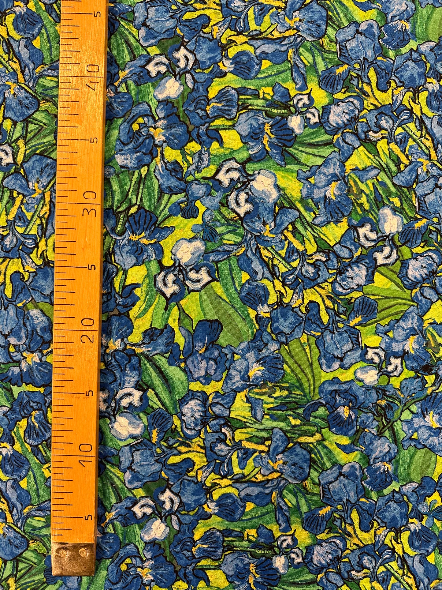 Wild Iris, puuvilla