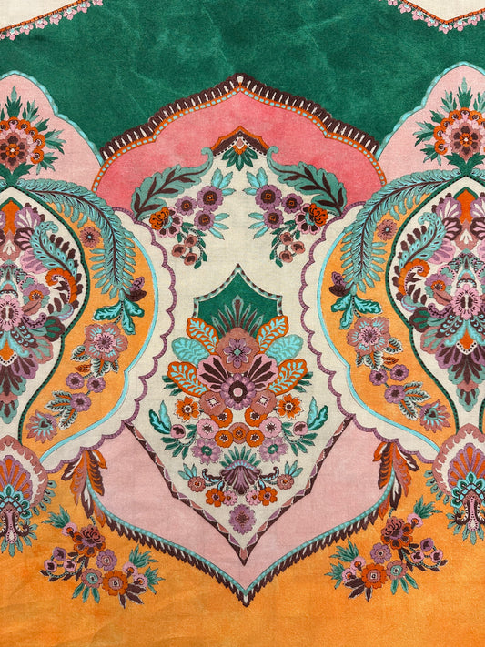 Arabeskin taika, puuvillabatisti