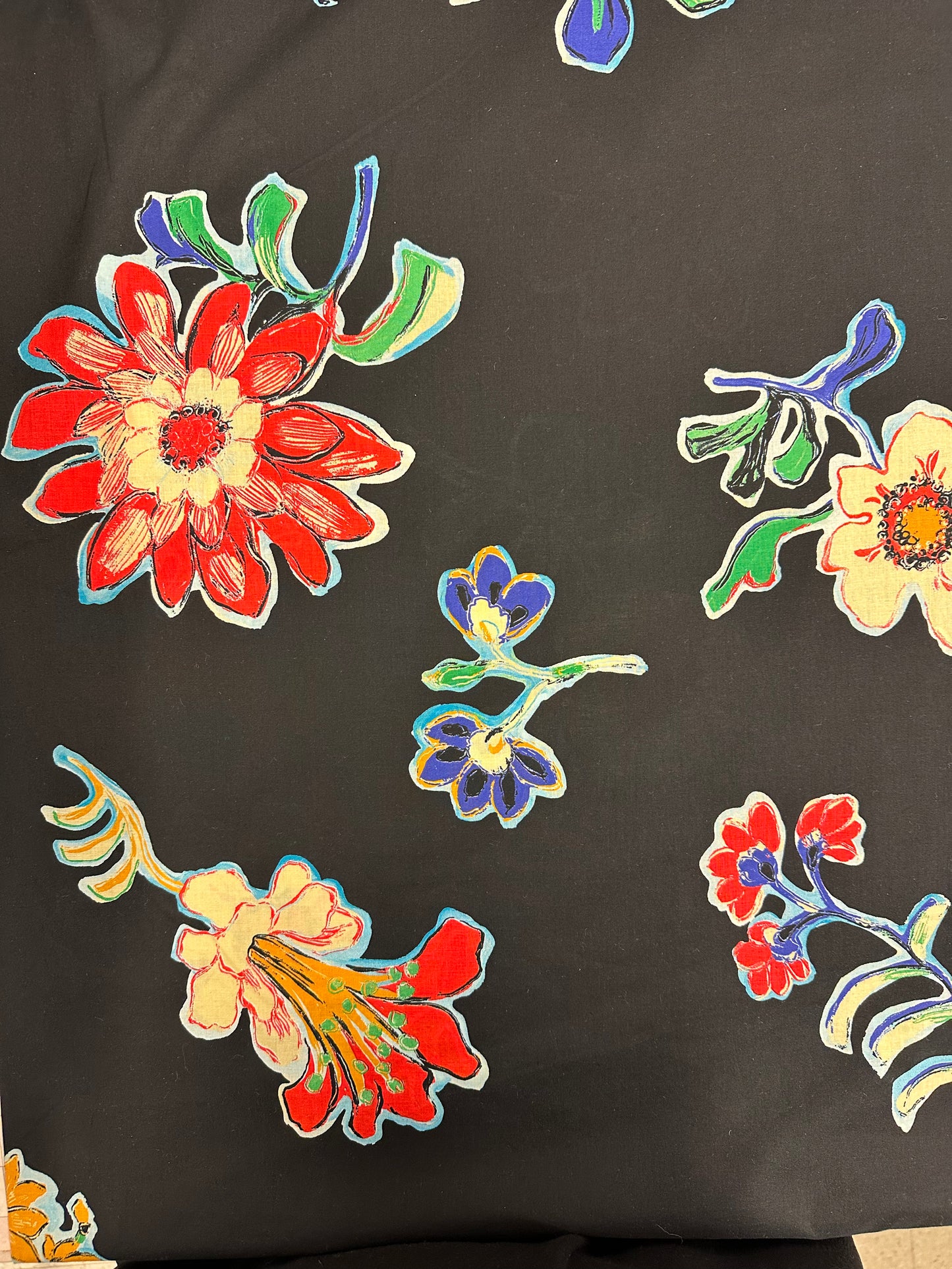 Yön puutarha, Desigual, puuvillabatisti