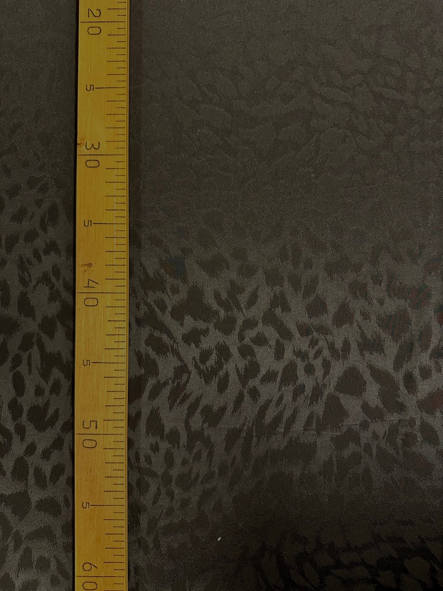 Yves Saint-Laurent gepardikuosinen jakardisilkki, musta