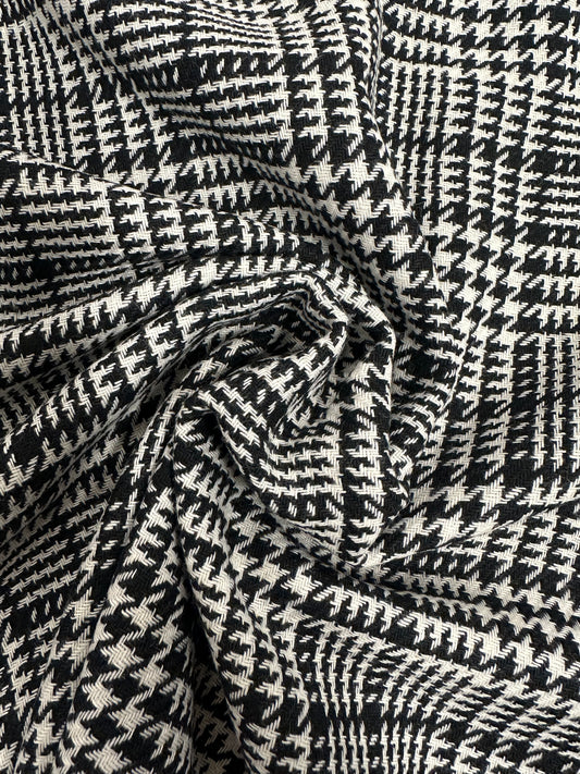 Glenchek, mustavalkoinen villasekoite