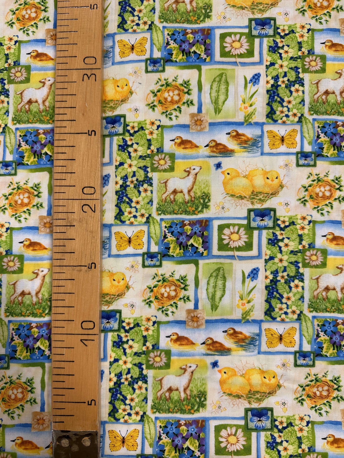 Pääsiäiskangas, Tiput ja karitsat