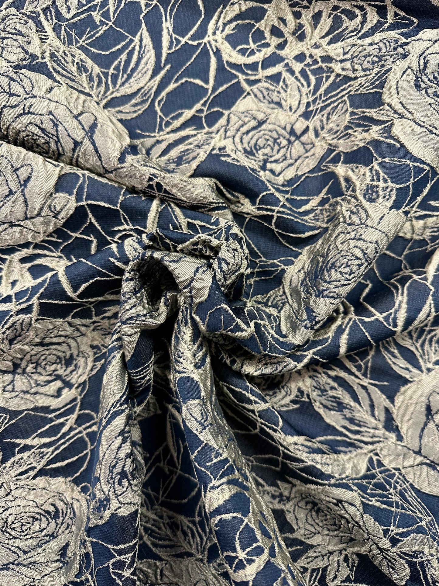 KENZO, tumma petrooli