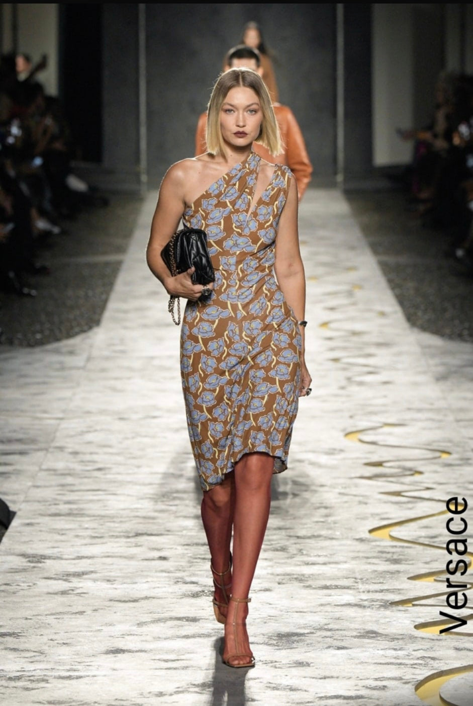 Versace, Bloom ,viskoosi.