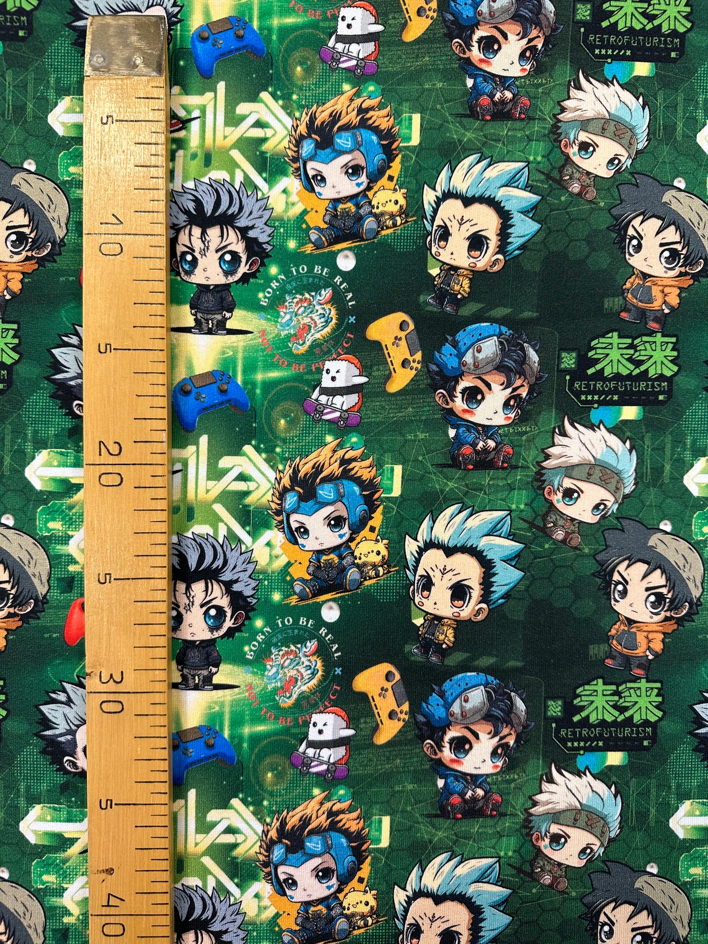 Anime pojat, paksu nukkacollege