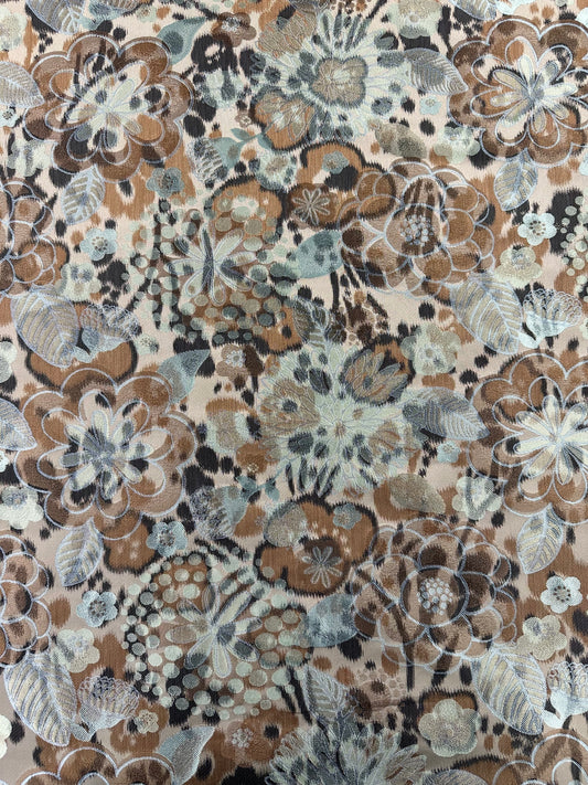 Edith, Yves Saint Laurent kukat, minttu jakardi