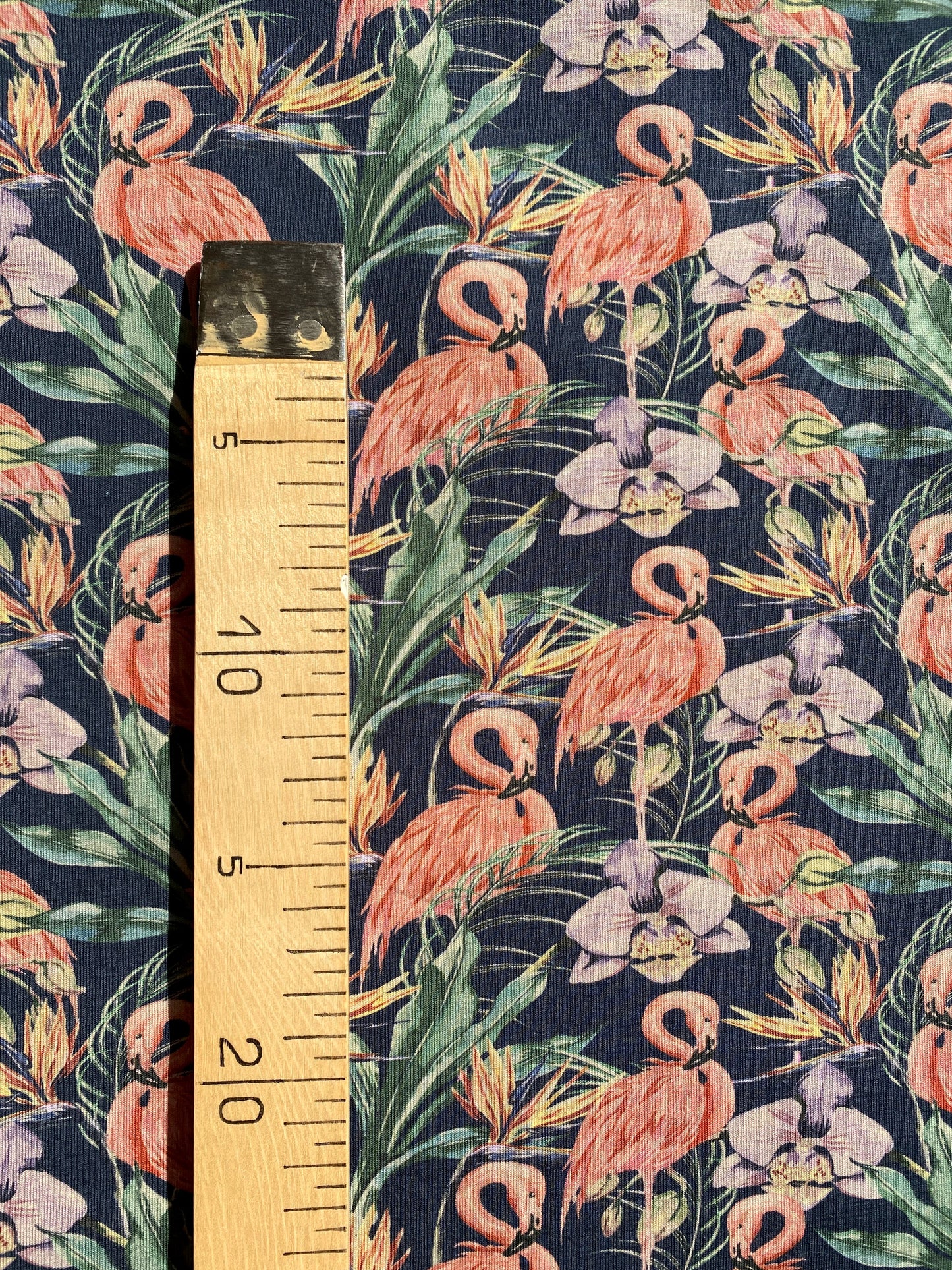 Flamingo, tummanharmaa, puuvillatrikoo