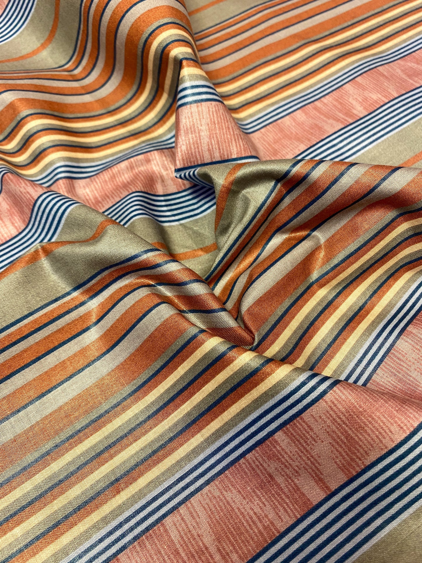 A Jay Yang Design, Funk, lila, vettähylkivä puuvillakangas