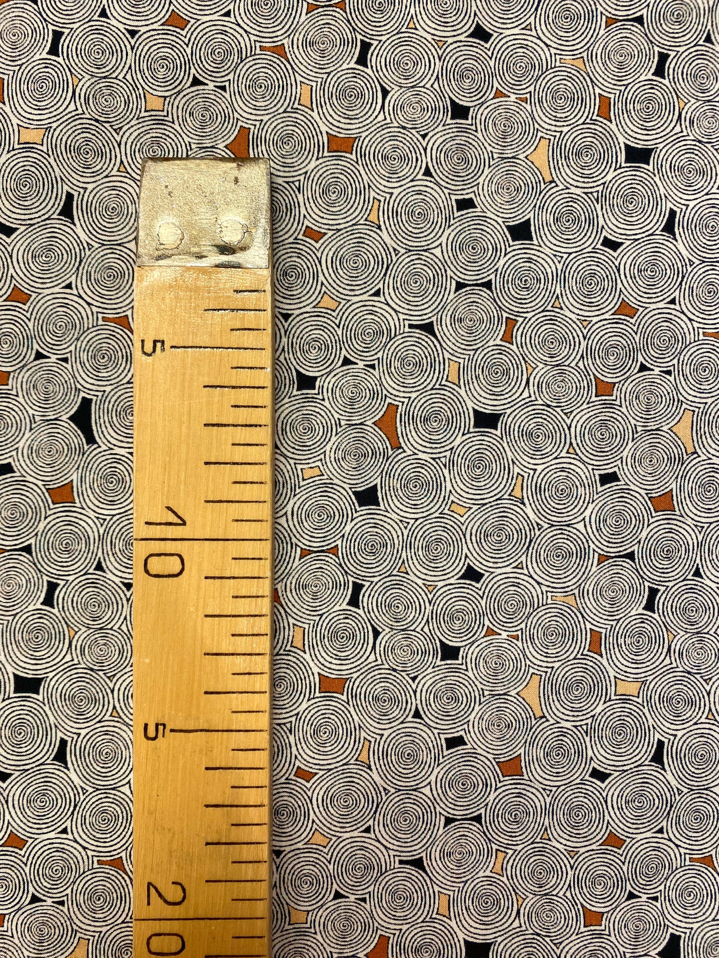 French Couture, Anneau de Croissance, puuvilla