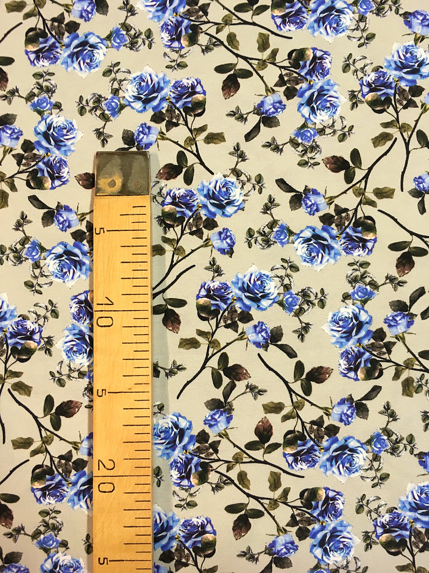 Pienet ruusut, beige, puuvillatrikoo