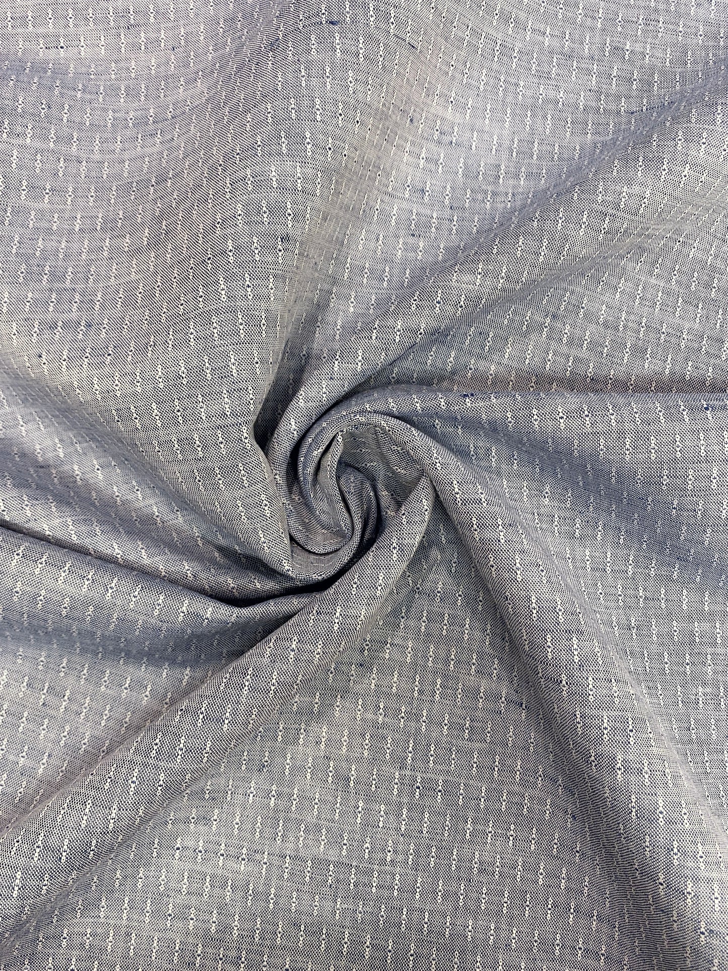 Chambray Blu, Italia, pellavasekoite