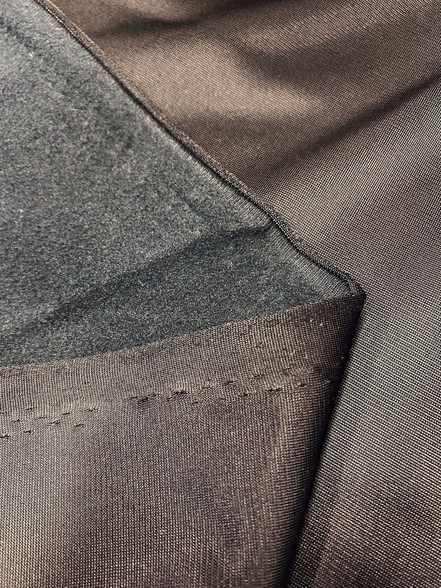 Night, musta, verkkarikangas