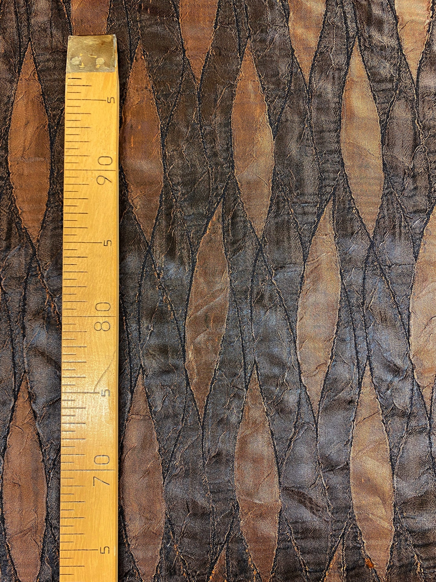 Mahogany, ruskea, satiinijackardi, polyestersekoite