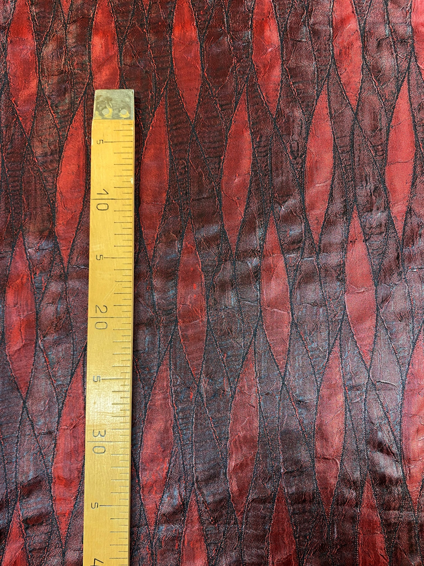 Mahogany, punainen, satiinijackardi, polyestersekoite