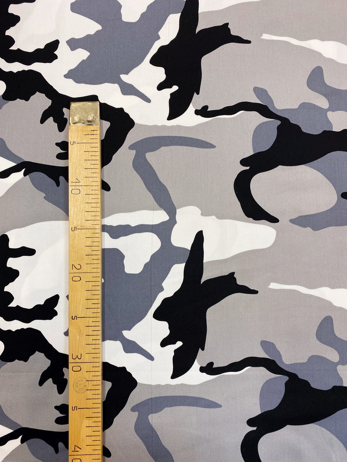 Camouflage, musta/valko, puuvilla