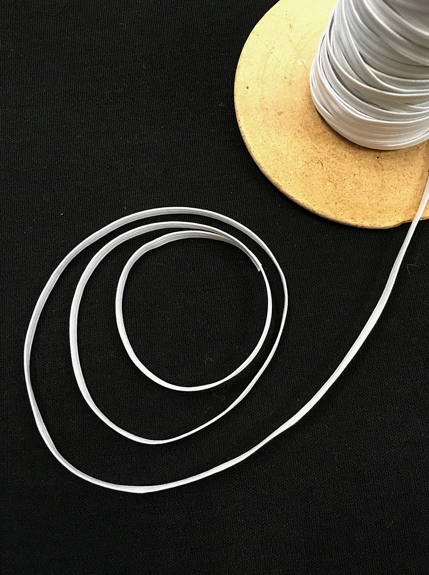 Kuminauha, valkoinen, 4 mm