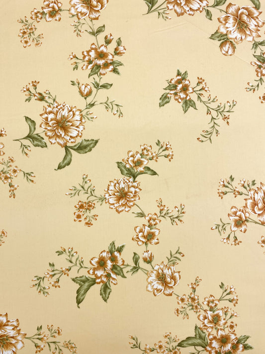 Pioni, vaaleankeltainen, puuvillasatiini