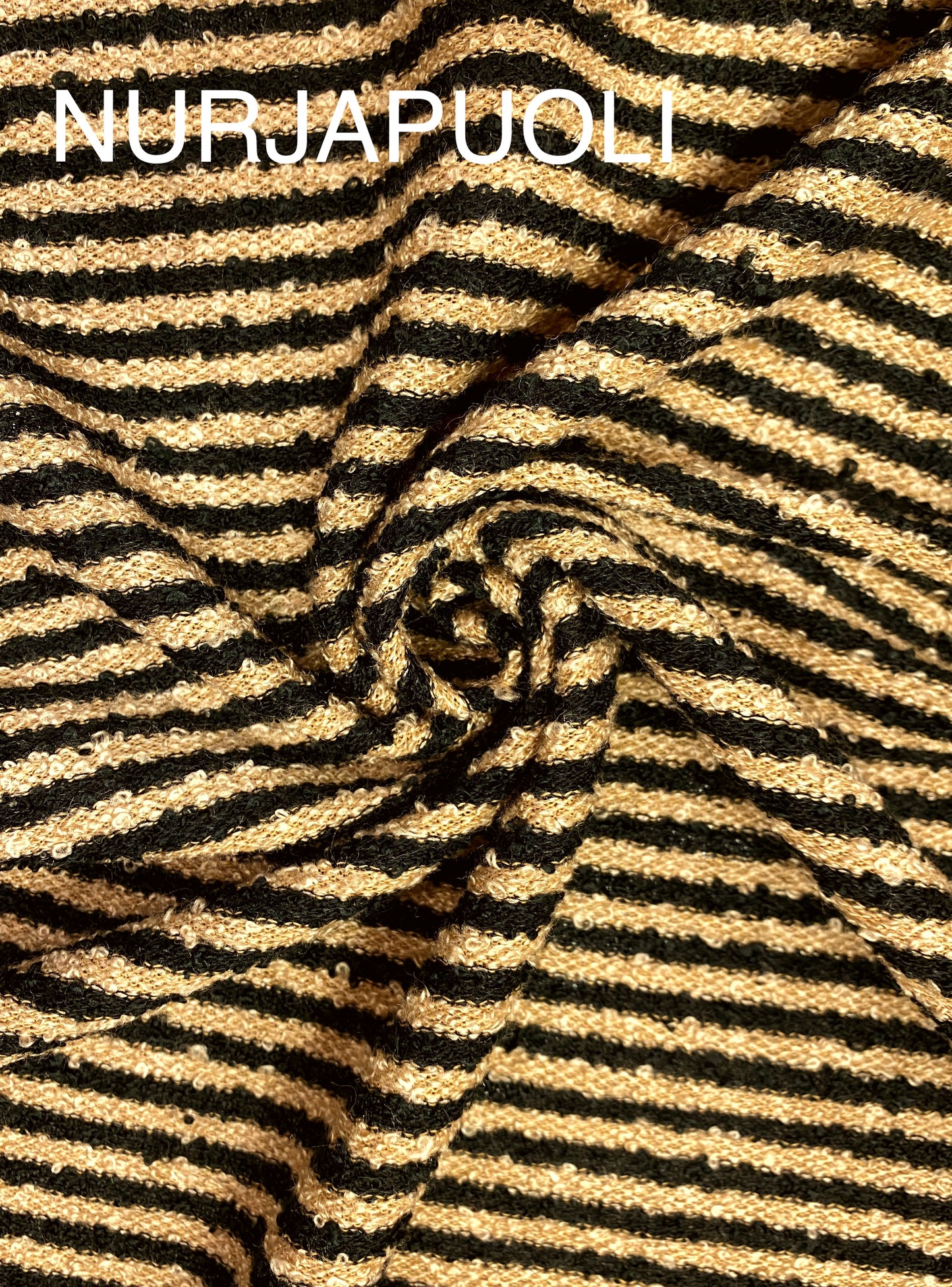Striped, beige, villasekoiteneulos