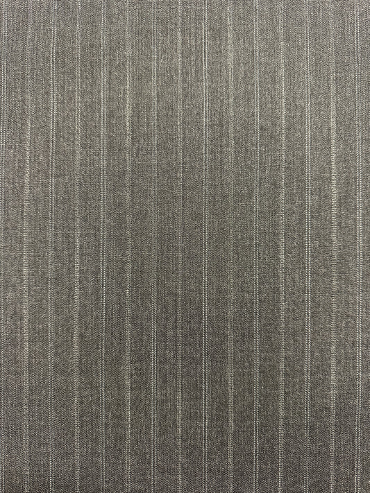 Reda, liituraitapukuvilla.