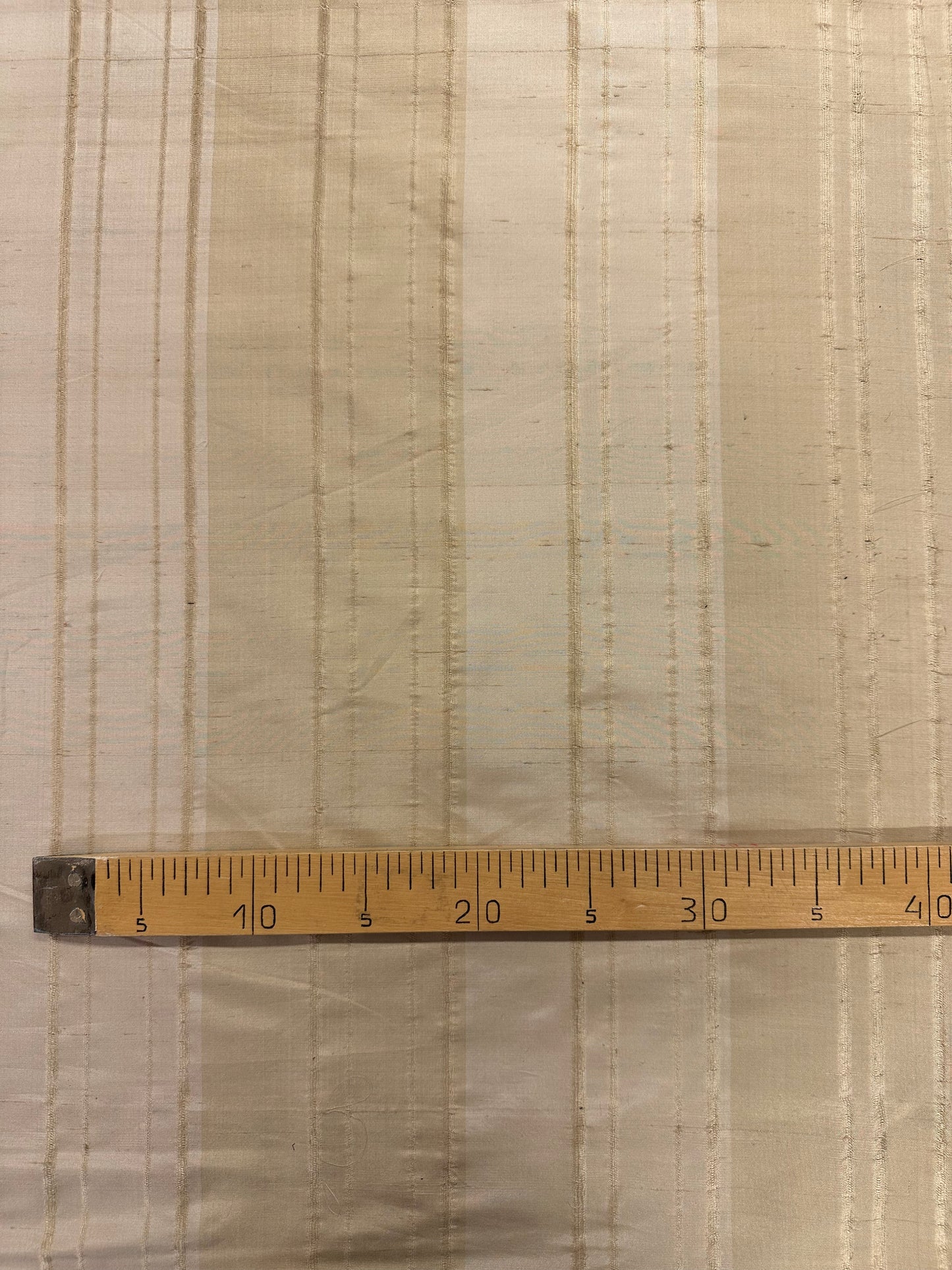 Rustic, kellertävä beige, shantung-silkki