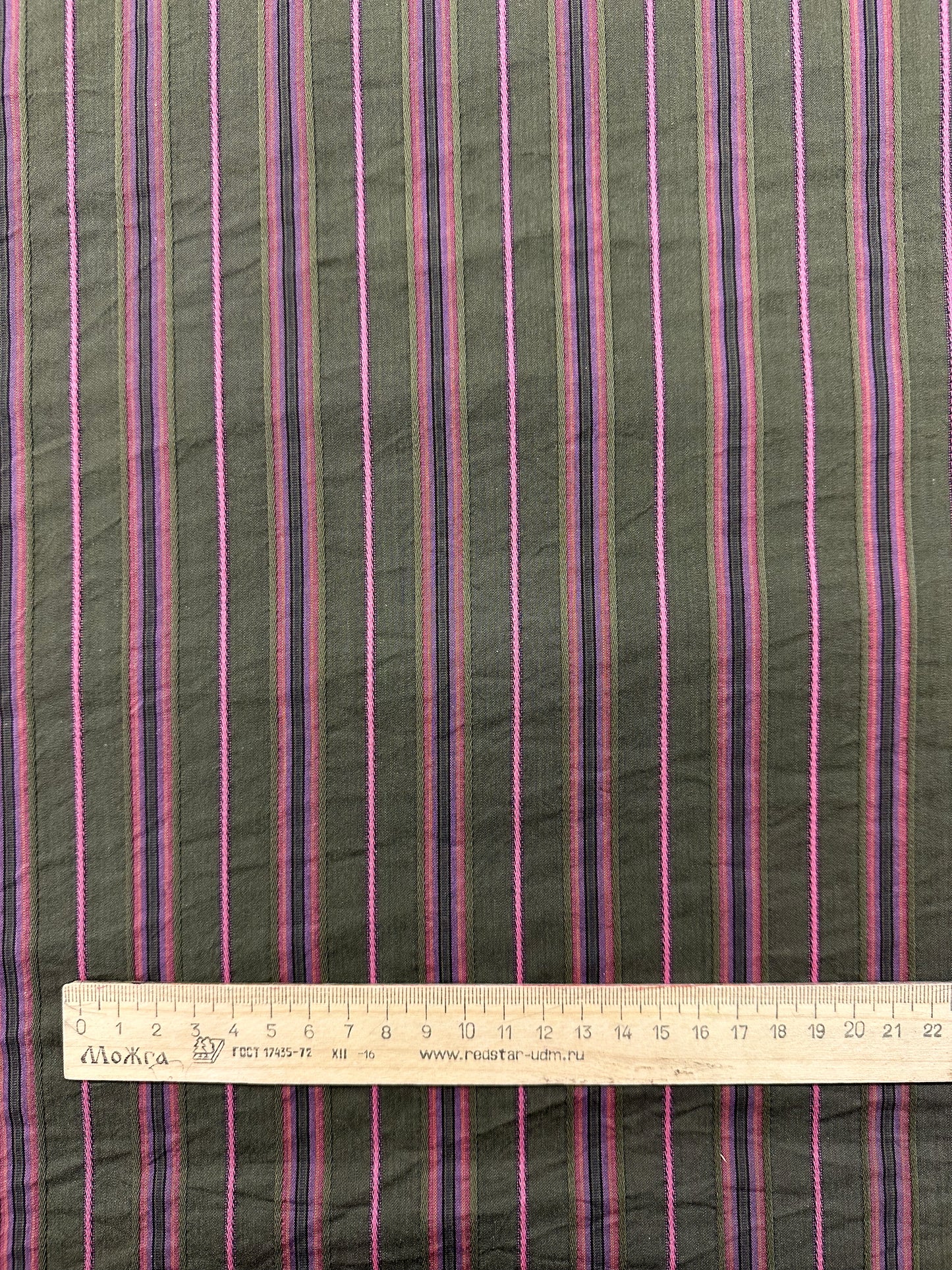 Vertical stripes, puuvillasekoite