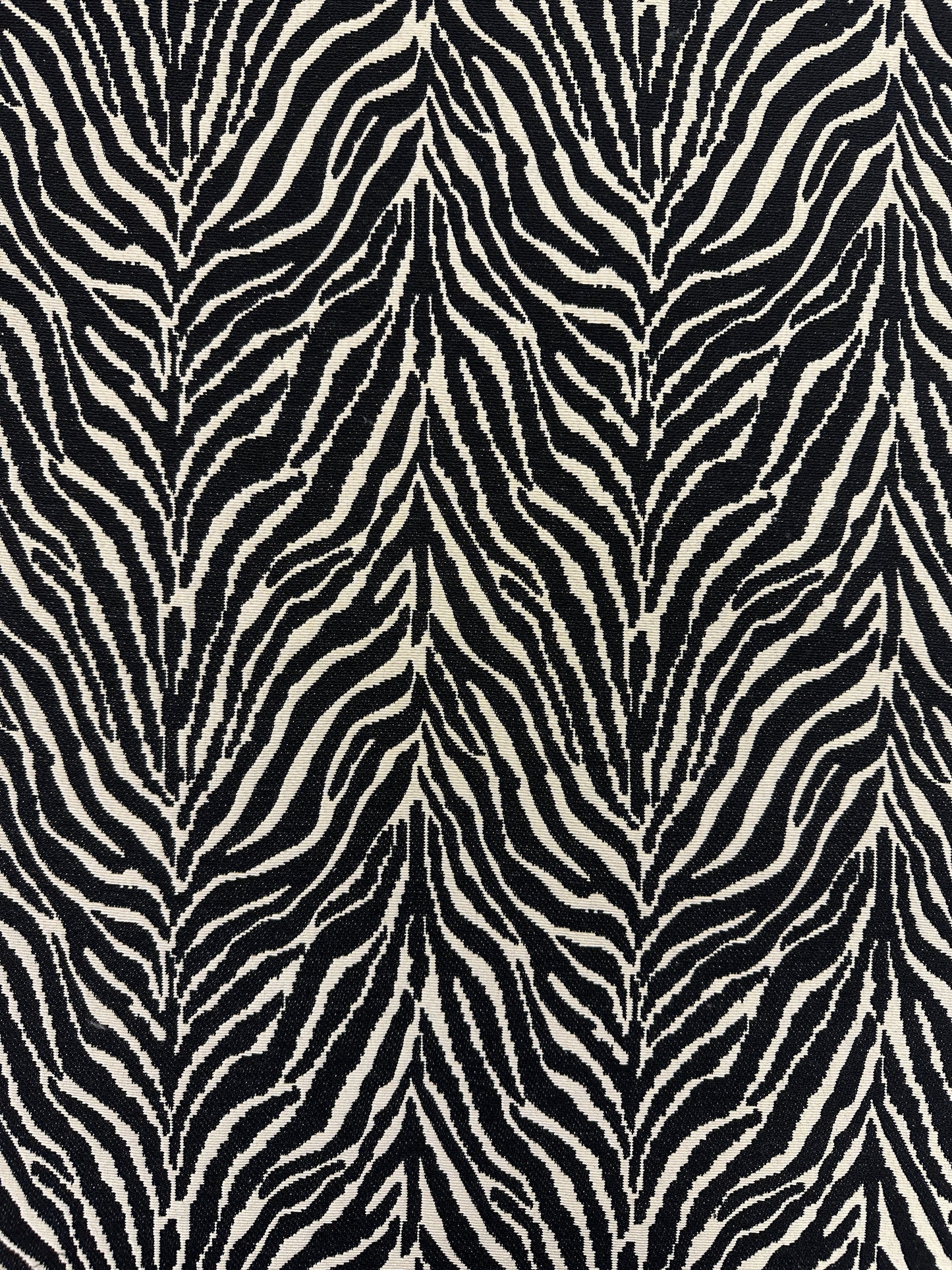 Zebra, gabardiini.