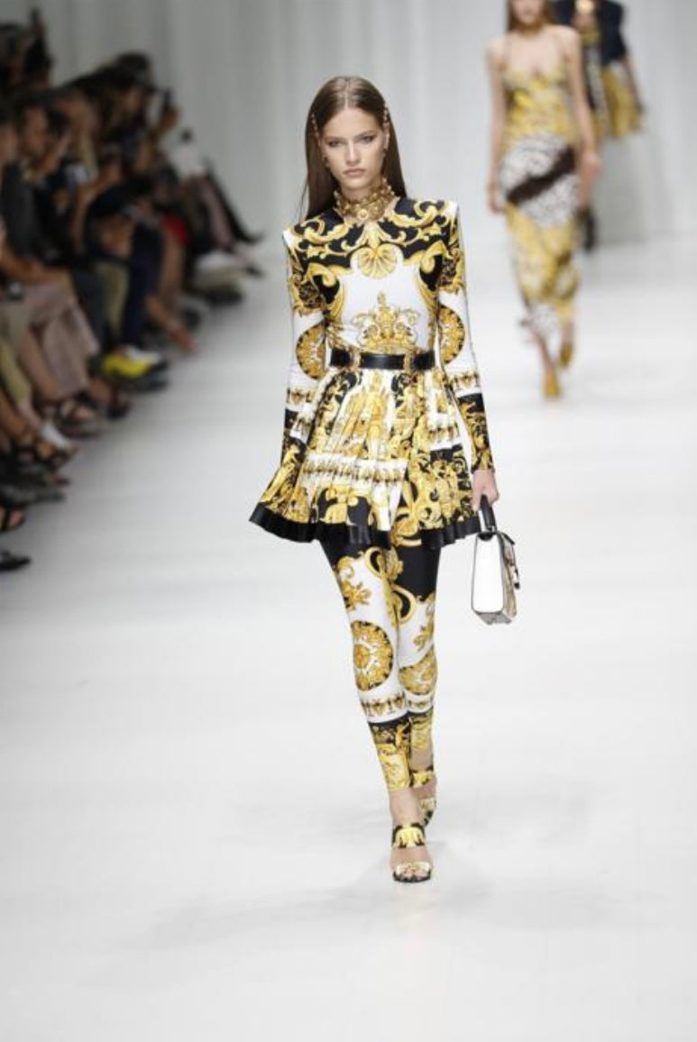 Versace Jeans, viskoosi.