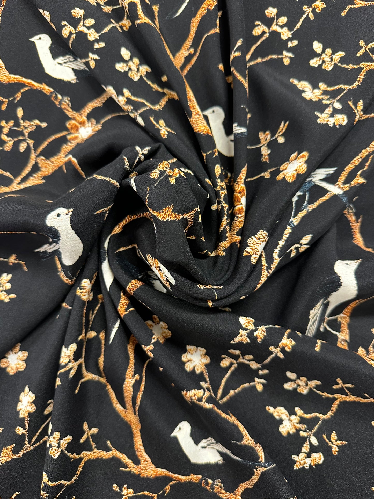 Chanel, Linnut, silkki