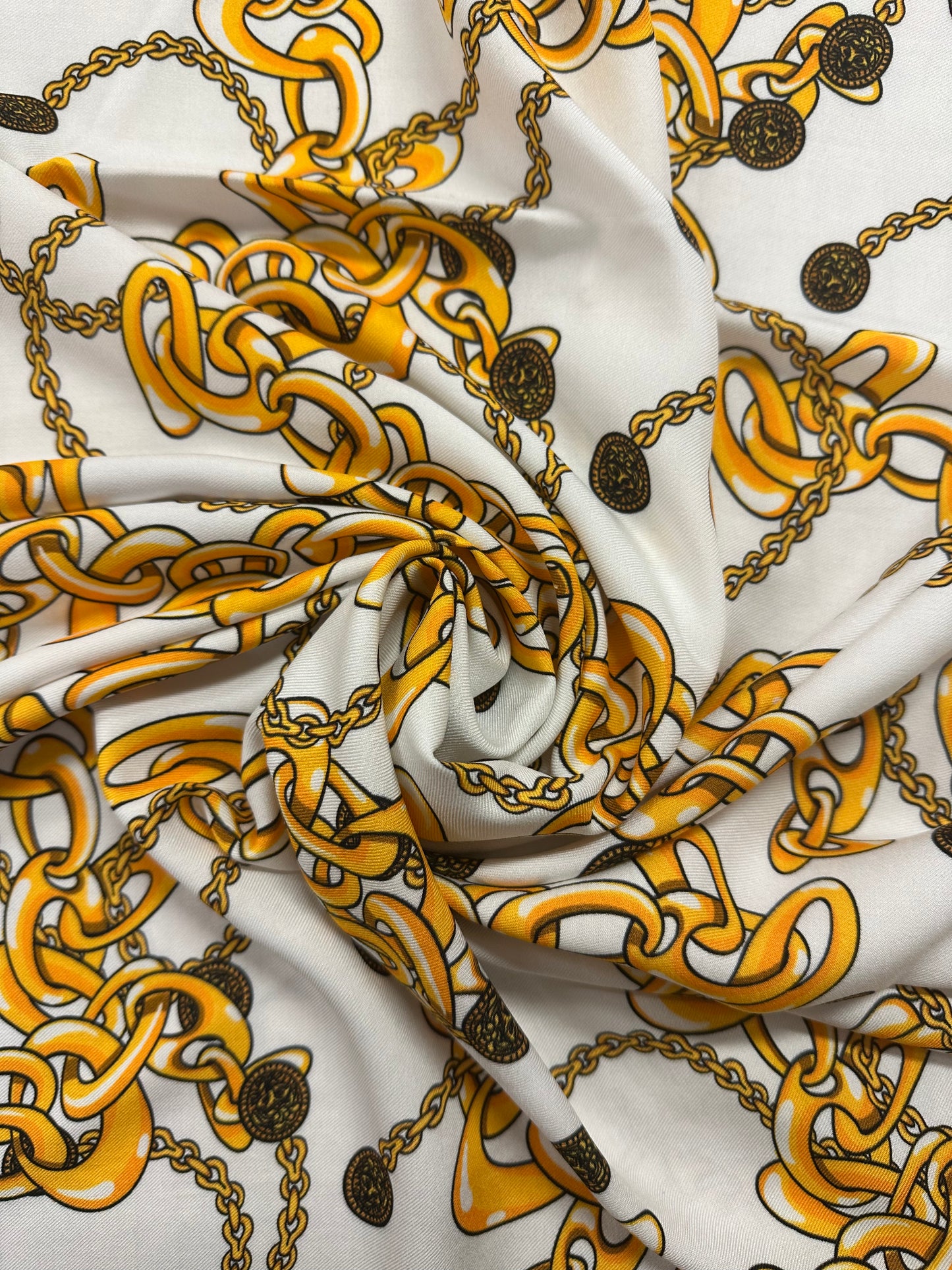 Versace Jeans, viskoosi.