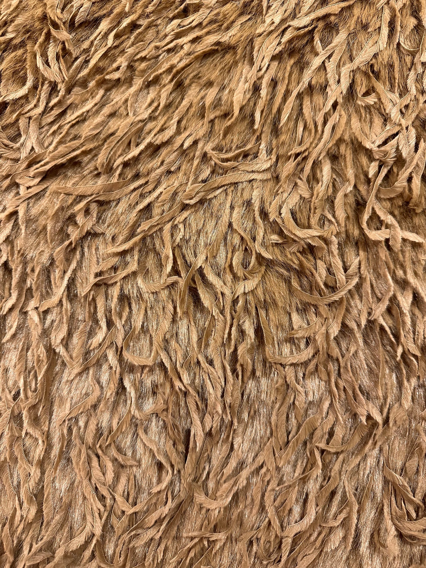 Feather hair, vegan tekoturkki, ruskea.