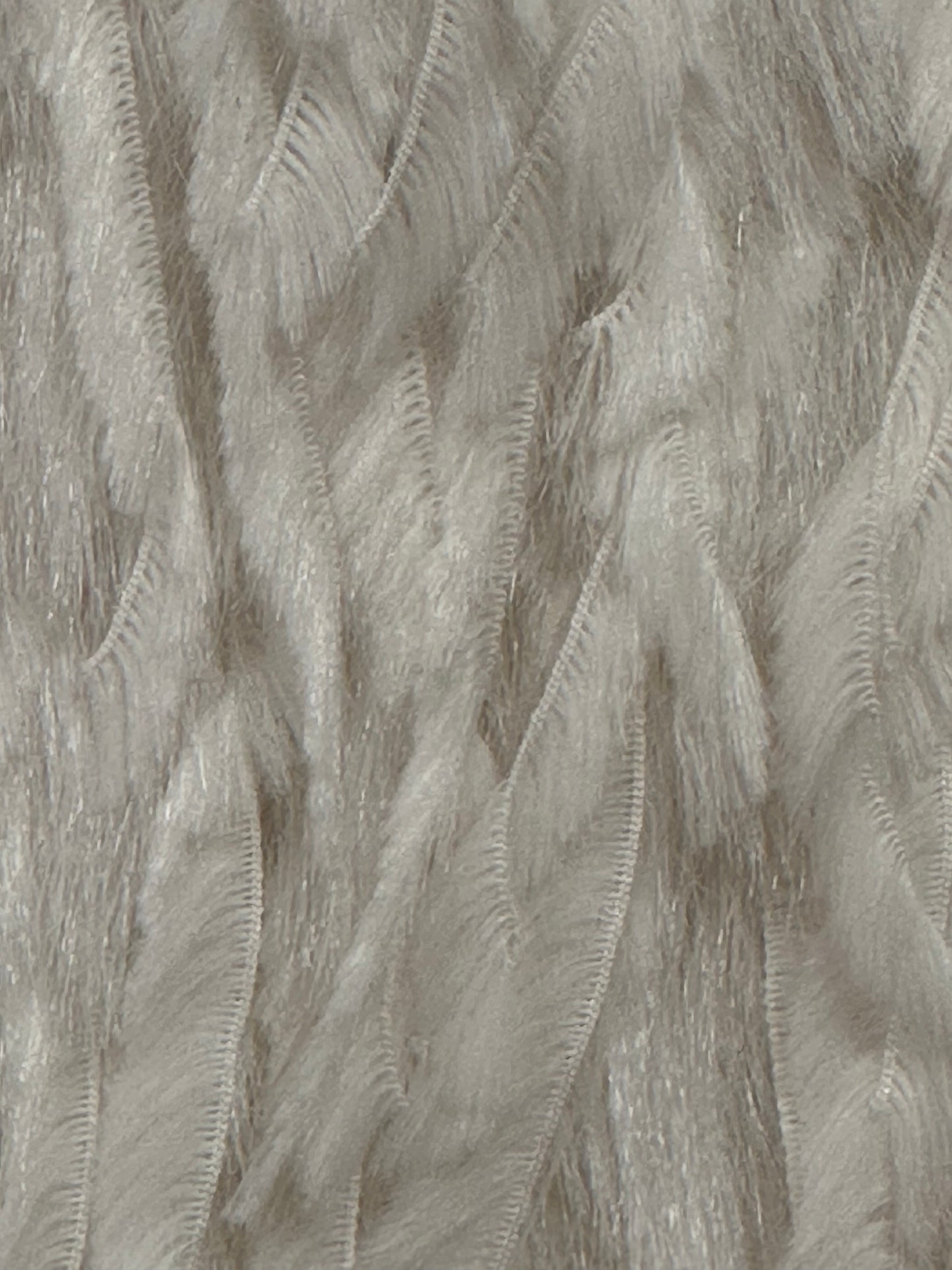 Feather hair, vegan tekoturkki, luononvalkoinen.