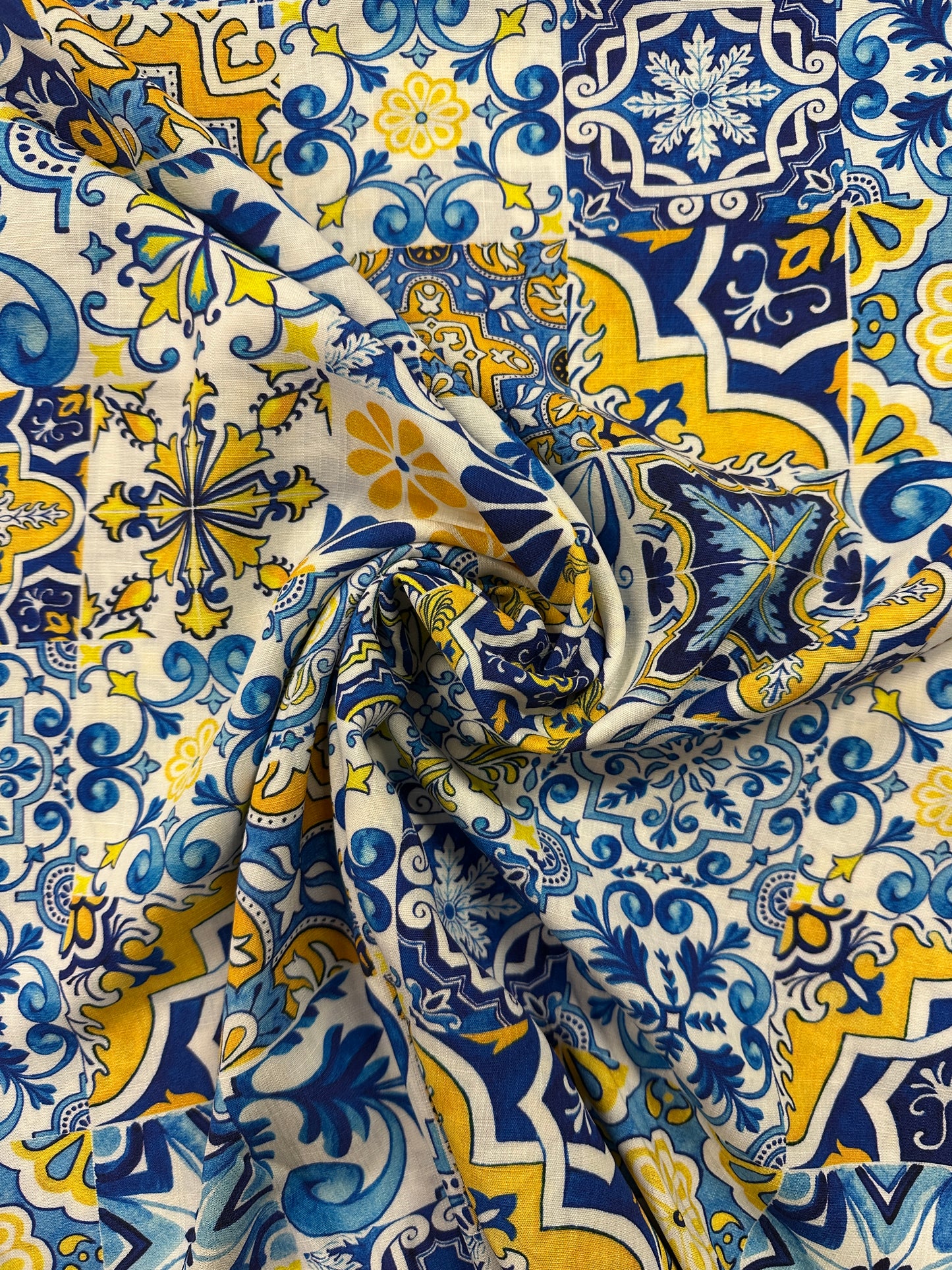 D & G, pellava-viskoosi.