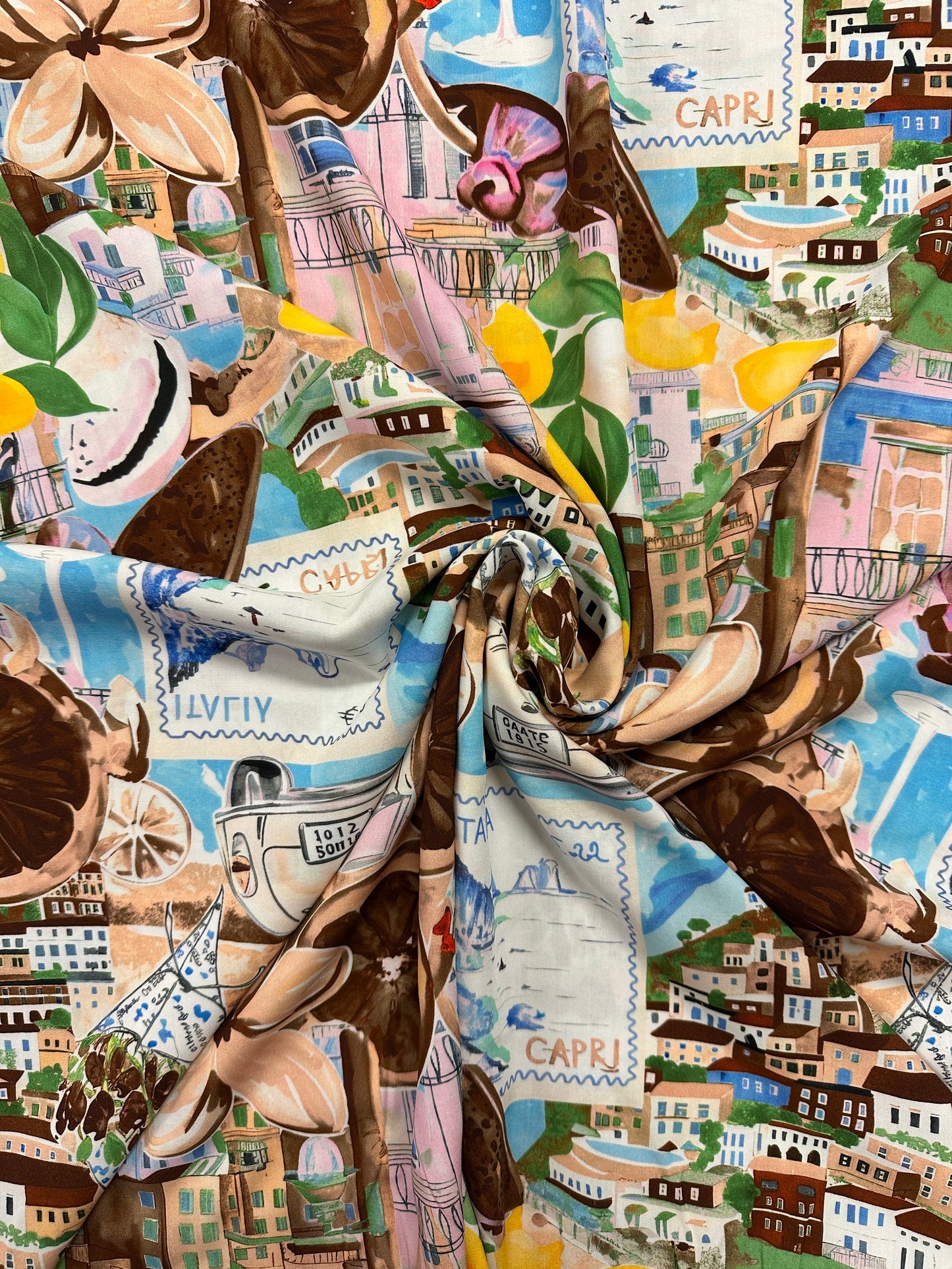 Capri, turkoosi, viskoosi.