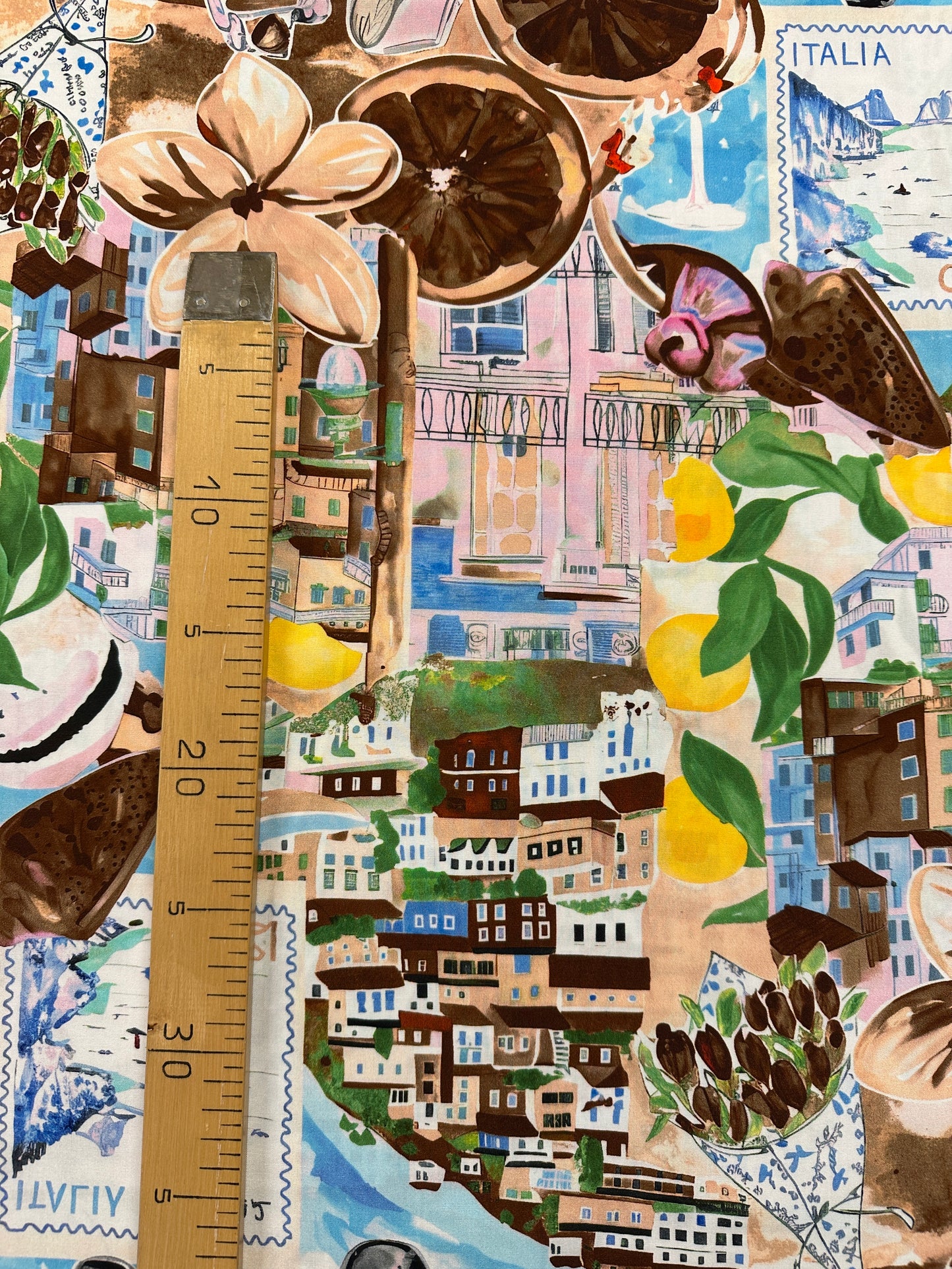 Capri, turkoosi, viskoosi.