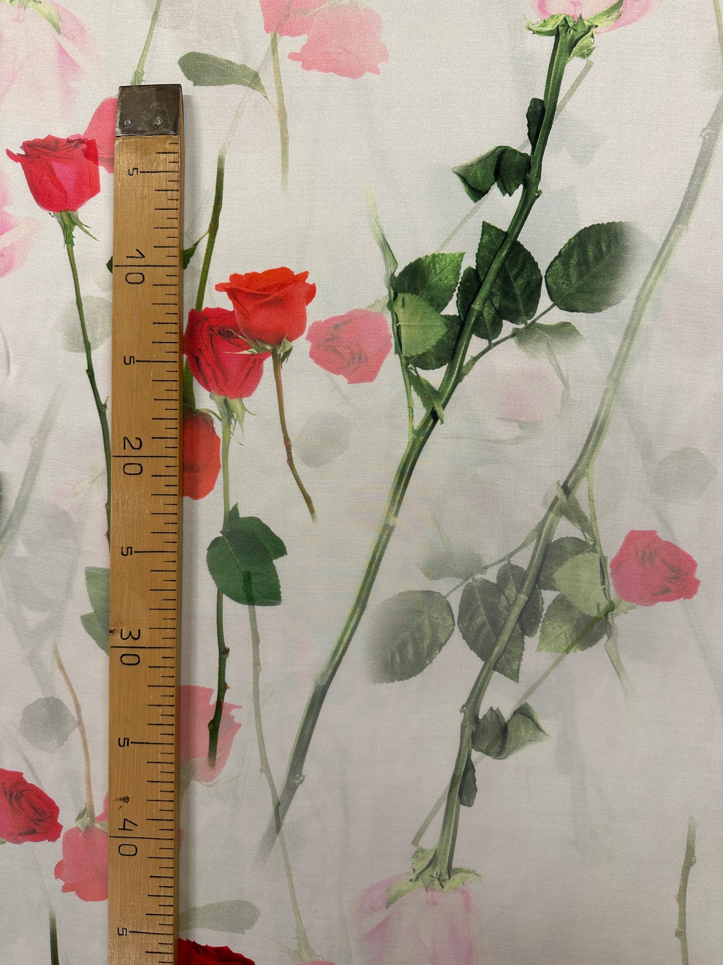 Antonio Marras, Rose Blanco, viskoosi.