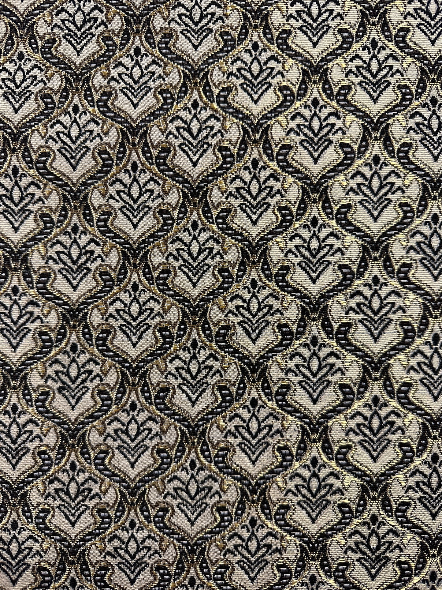 Wild Brown, gobeliini.