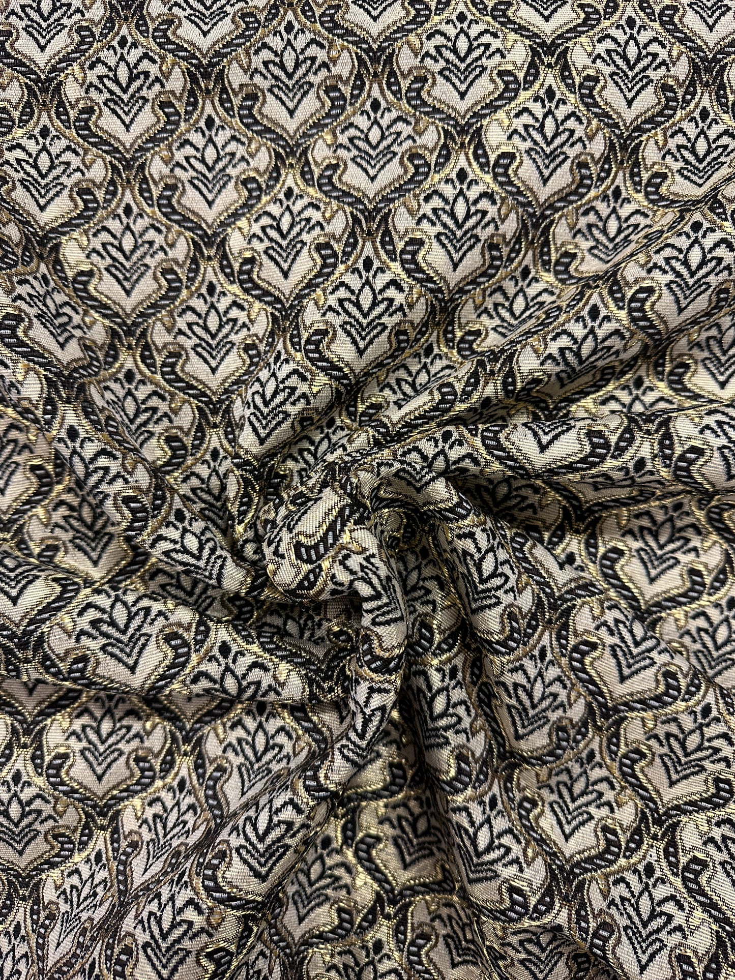 Wild Brown, gobeliini.