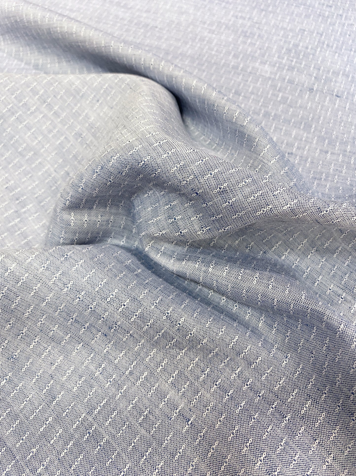 Chambray Blu, Italia, pellavasekoite